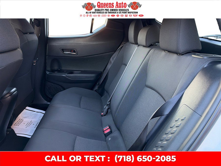Used 2018 Toyota C-HR XLE FWD image 11