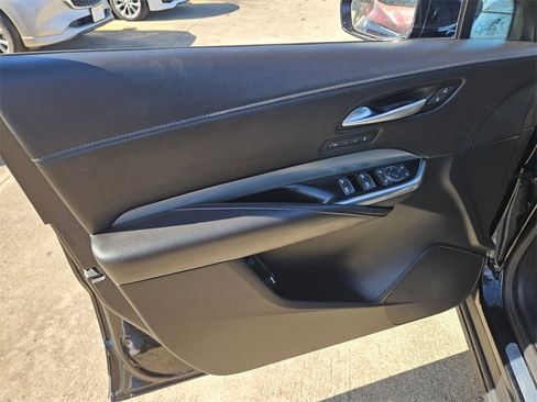 Used 2023 Cadillac XT4 Premium Luxury image 14