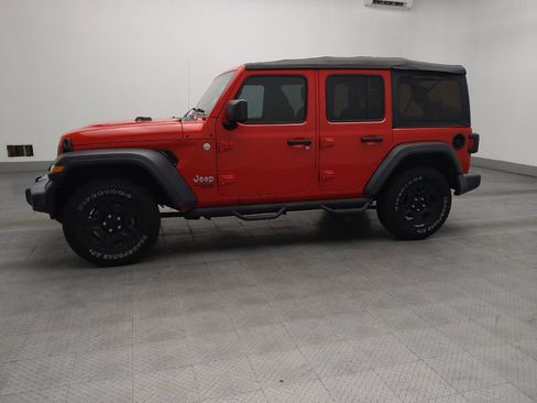 Used 2018 Jeep Wrangler Unlimited Sport image 2