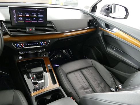 Used 2023 Audi Q5 2.0T Premium Plus w/ Premium Plus Package image 8