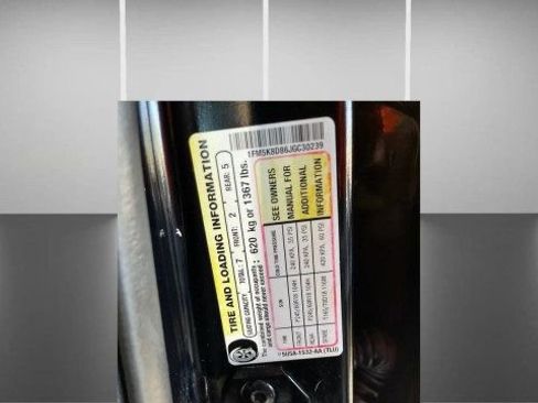 Used 2018 Ford Explorer XLT w/ Equipment Group 202A image 18