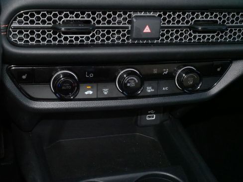 Used 2024 Honda HR-V Sport image 23