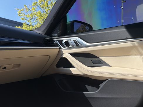 Used 2023 BMW i4 eDrive40 w/ Premium Package RWD image 39