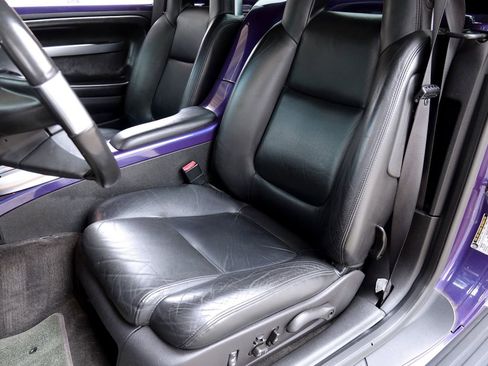 Used 2004 Chevrolet SSR w/ Preferred Equipment Group image 6