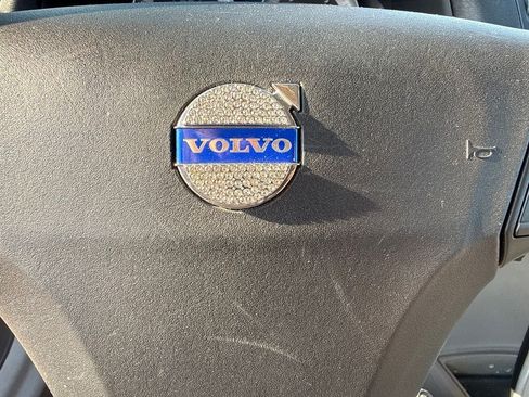 Used 2011 Volvo C70 T5 w/ Convenience Pkg FWD image 24