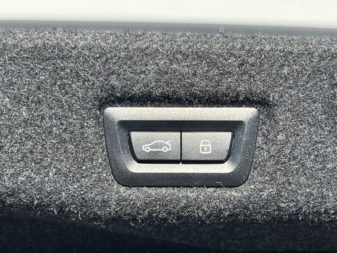 Certified 2025 BMW 530i 530i w/ Premium Package image 28