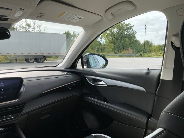 Used 2024 Buick Envision Sport Touring AWD/4WD image 28