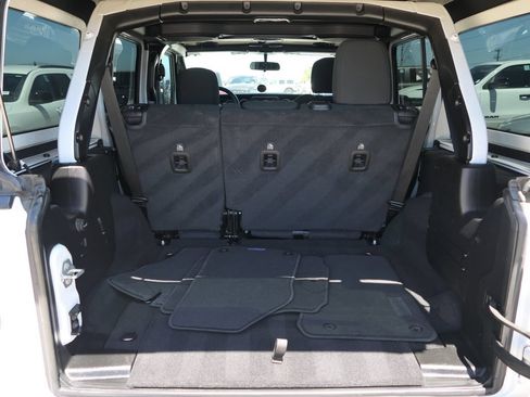 Used 2021 Jeep Wrangler Unlimited Sport AWD/4WD image 23