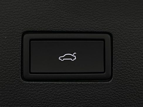 New 2026 Volkswagen Atlas SE image 7