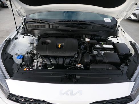 Used 2023 Kia Forte LXS image 28