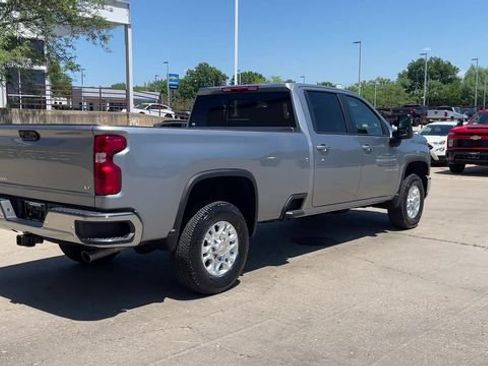 Used 2026 Chevrolet Silverado 3500 LT w/ All Star Edition AWD/4WD image 8