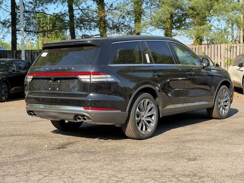 New 2026 Lincoln Aviator Reserve AWD/4WD image 3