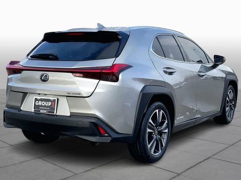 Used 2019 Lexus UX 250h w/ Accessory Package image 12