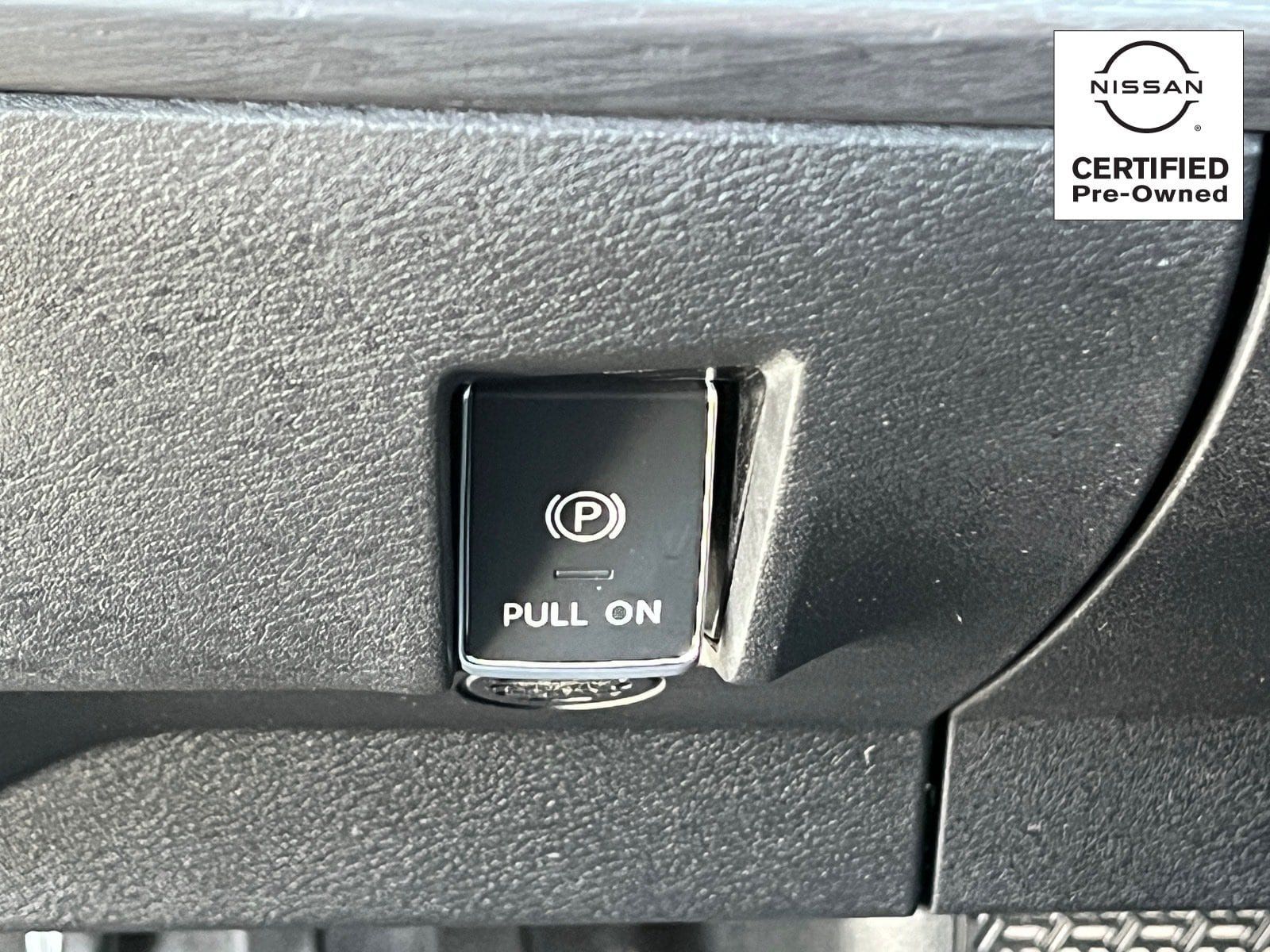Certified 2025 Nissan Ariya FWD image 23