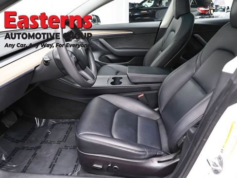 Used 2023 Tesla Model 3 Standard Range image 14