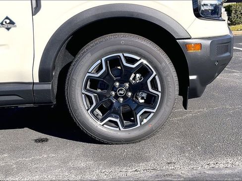 New 2025 Ford Bronco Sport Outer Banks w/ Outer Banks Tech Package+ image 12