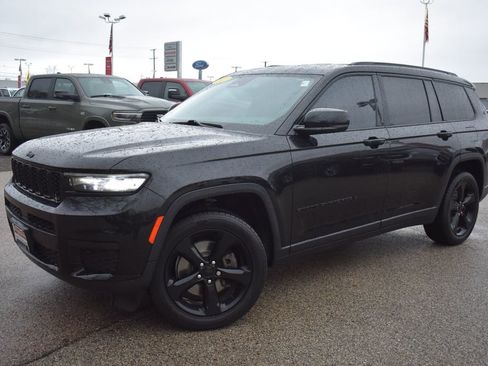 Used 2021 Jeep Grand Cherokee L Laredo image 13