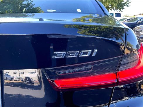 Used 2021 BMW 330i xDrive Sedan w/ Driving Assistance Package AWD/4WD image 24