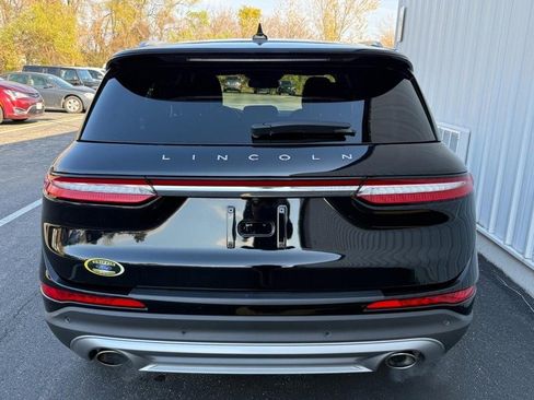 Used 2022 Lincoln Corsair AWD w/ Equipment Group 101A image 4