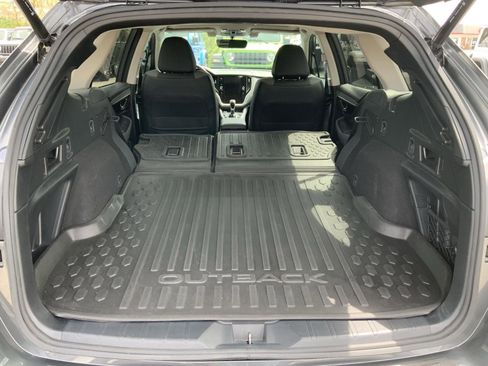 Used 2021 Subaru Outback Onyx Edition XT w/ Popular Package #2 image 9