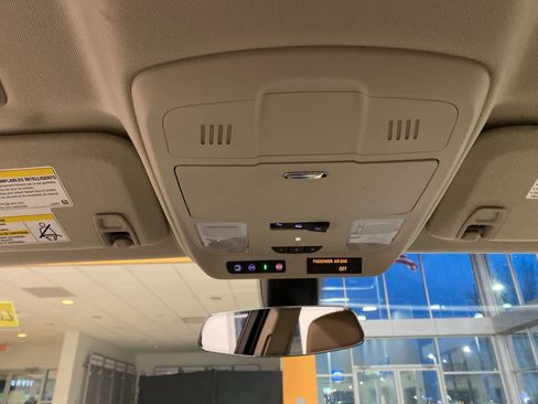 Used 2020 Buick Envision Preferred FWD image 11