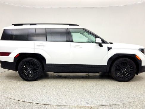 Used 2024 Hyundai Santa Fe Calligraphy image 4