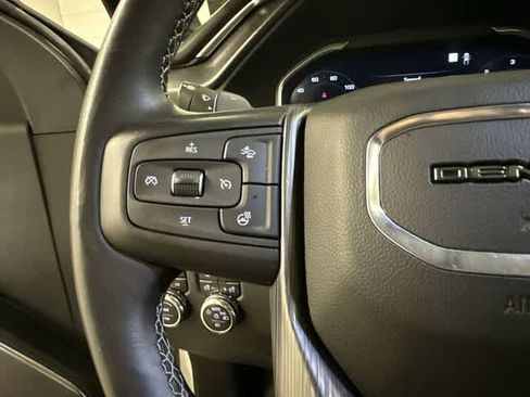 Used 2023 GMC Sierra 1500 Denali Ultimate image 9