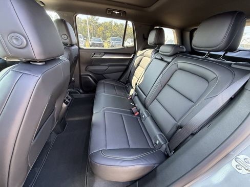 New 2026 GMC Terrain Elevation w/ Elevation Premium Package FWD image 16