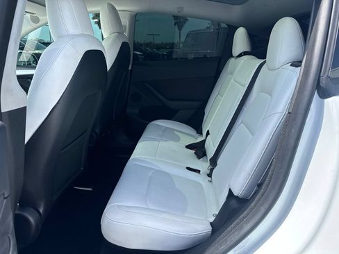 Used 2023 Tesla Model Y Long Range AWD/4WD image 15