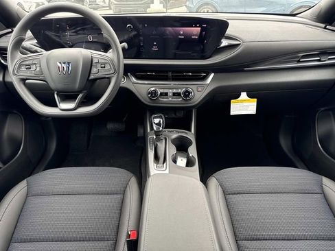 New 2026 Buick Envista Preferred image 18