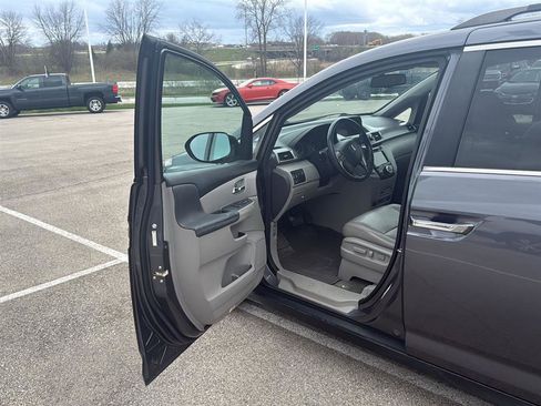 Used 2016 Honda Odyssey EX-L image 15