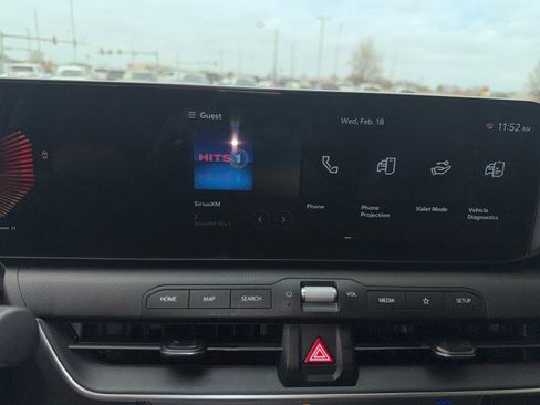 Used 2025 Kia K4 LXS image 16