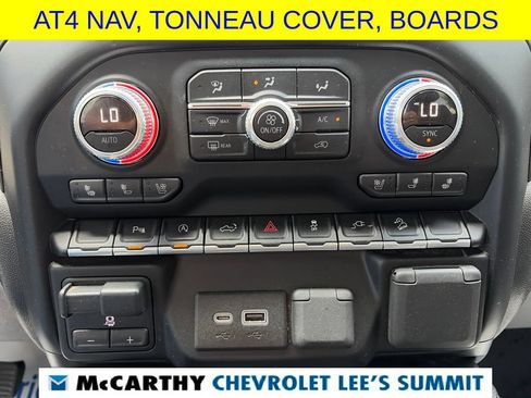Used 2020 GMC Sierra 1500 AT4 w/ AT4 Preferred Package AWD/4WD image 8