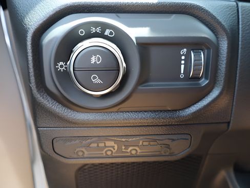 New 2026 Jeep Gladiator Sport AWD/4WD image 17