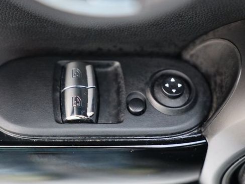 Used 2020 MINI Cooper S image 11