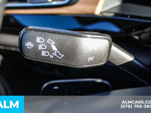 Used 2024 Volkswagen Atlas SE image 31