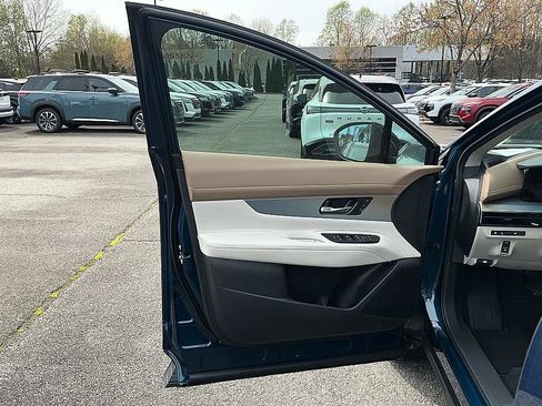 New 2026 Nissan Murano Platinum w/ Cargo Package image 7