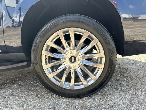 Certified 2021 Cadillac Escalade ESV Premium Luxury AWD/4WD image 22