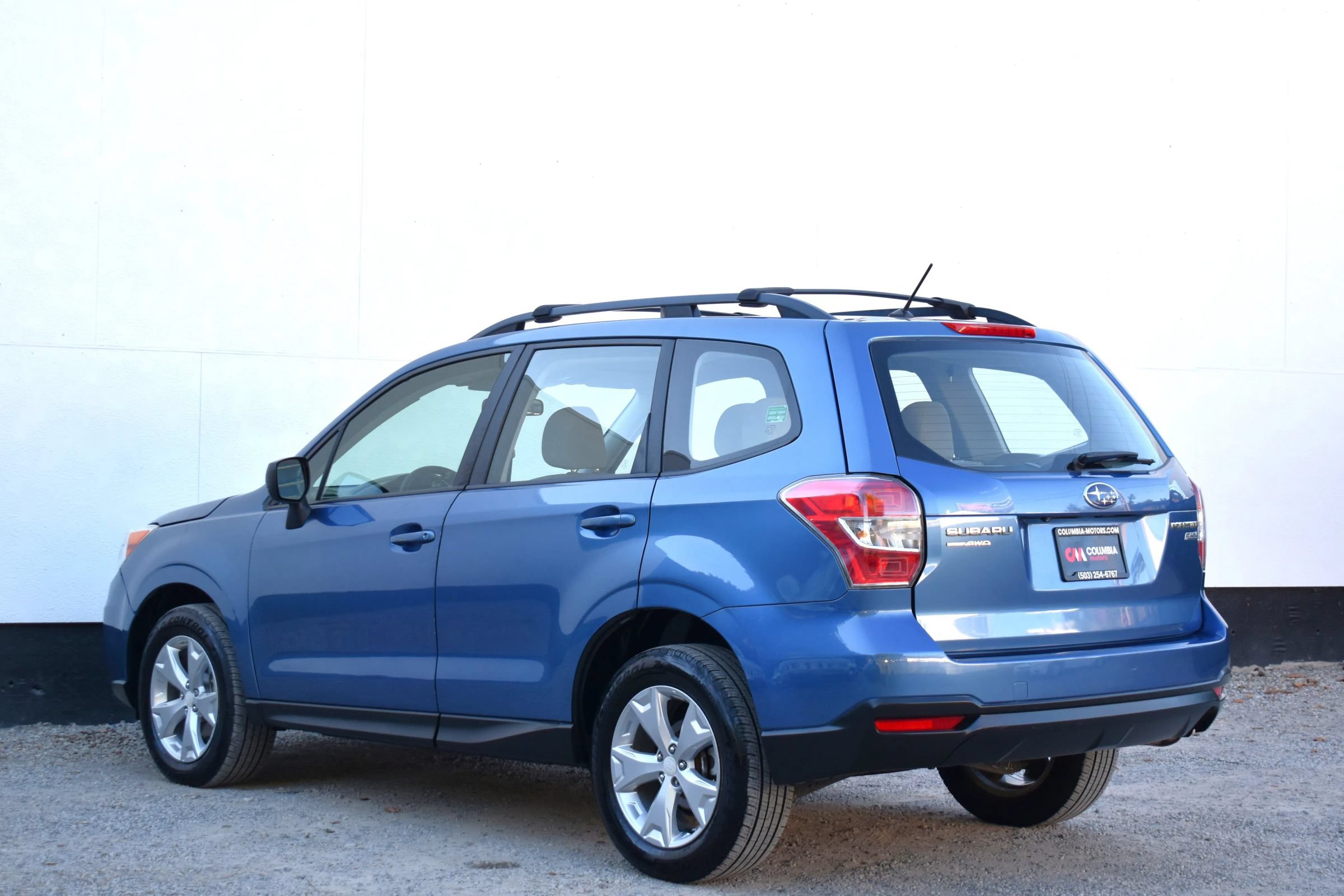 Used 2015 Subaru Forester 2.5i w/ Alloy Wheel Package AWD/4WD image 2