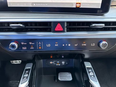 New 2026 Kia Sorento SX Prestige AWD/4WD image 14
