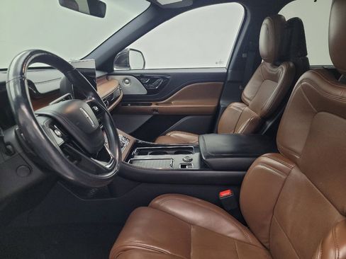 Used 2020 Lincoln Aviator Reserve w/ Equipment Group 201A RWD image 17