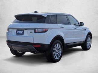 Used 2018 Land Rover Range Rover Evoque SE video 5