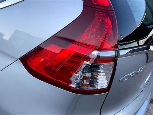 Used 2016 Honda CR-V LX image 27