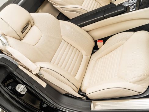 Used 2013 Mercedes-Benz SL 550 image 24