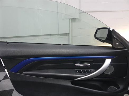 Used 2016 BMW 435i Convertible image 17