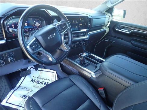 Used 2024 Chevrolet Silverado 1500 RST w/ Rally Edition AWD/4WD image 8