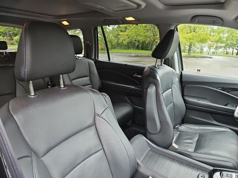 Used 2016 Honda Pilot Elite image 11