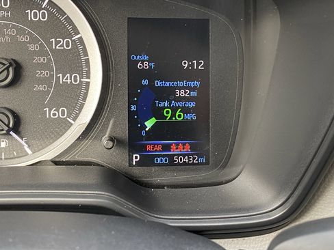 Used 2020 Toyota Corolla LE image 5