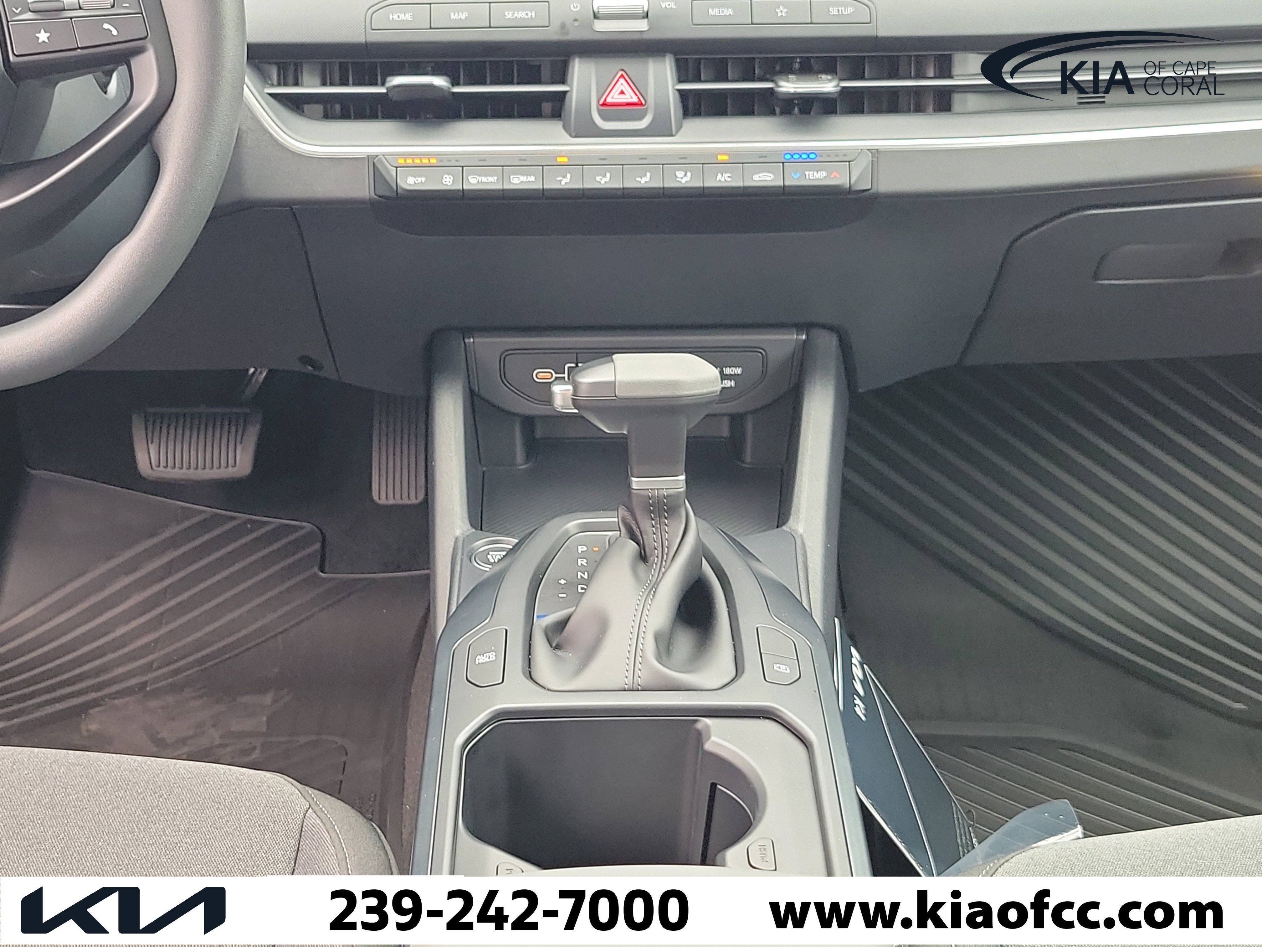 New 2026 Kia K4 FWD image 18