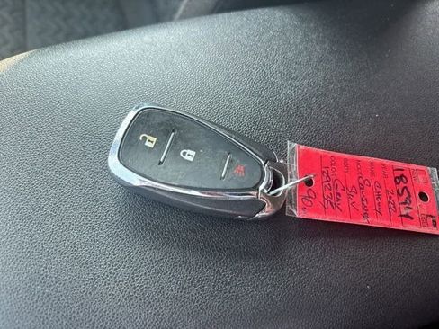 Used 2022 Chevrolet Equinox LT image 49